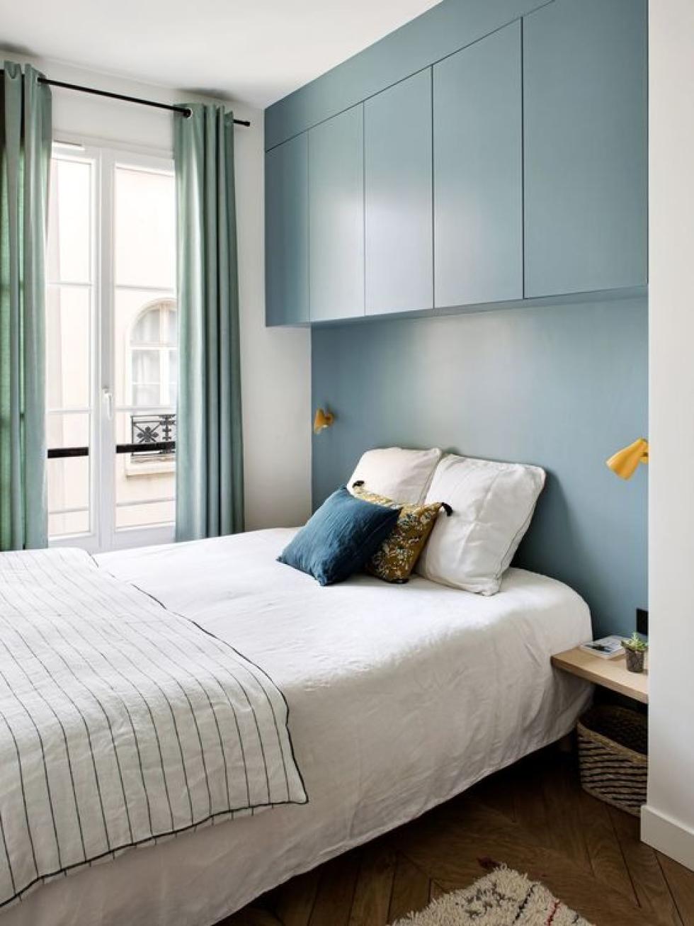 Dressing suspendu bleu