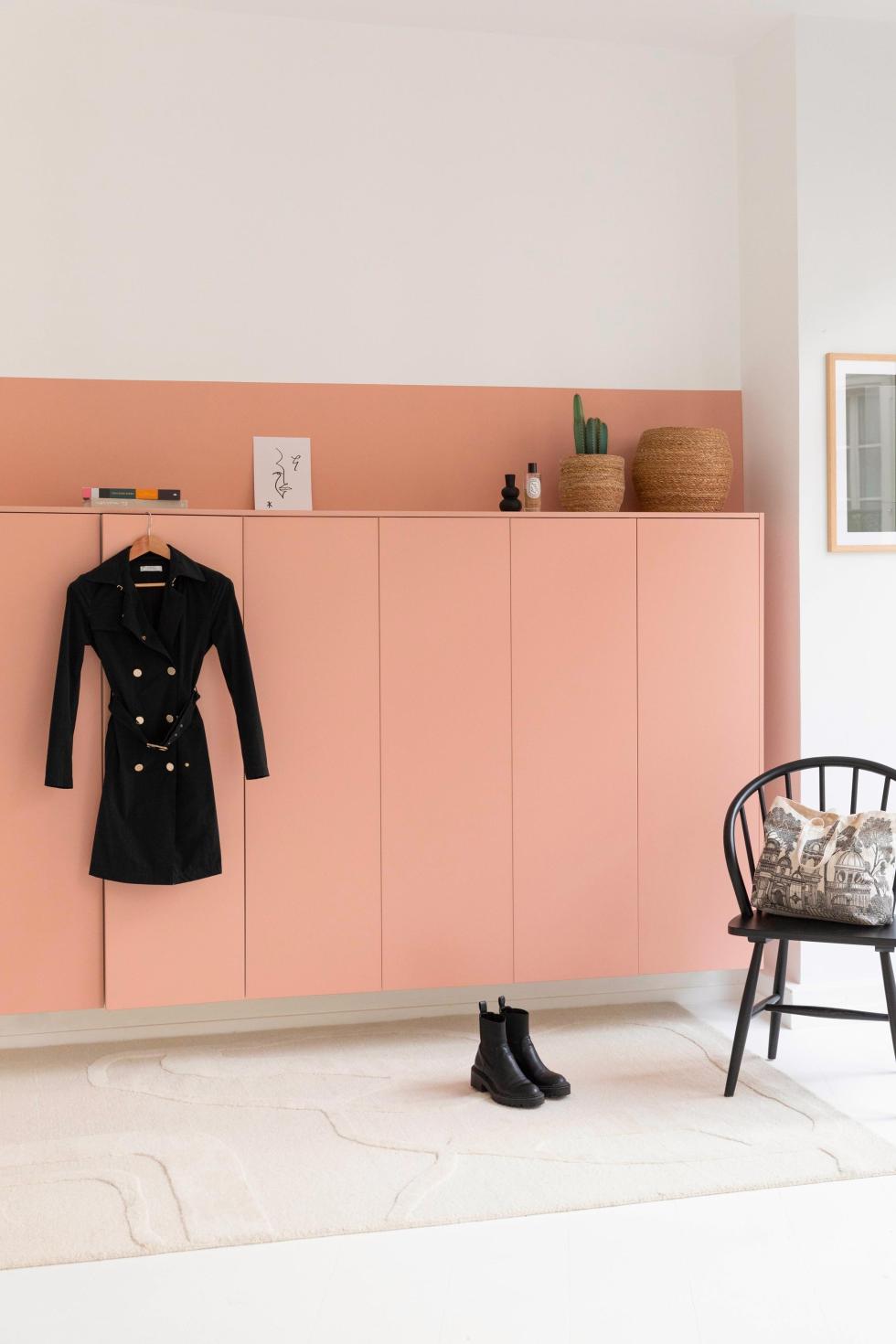 Un dressing suspendu Blush - infos pratiques