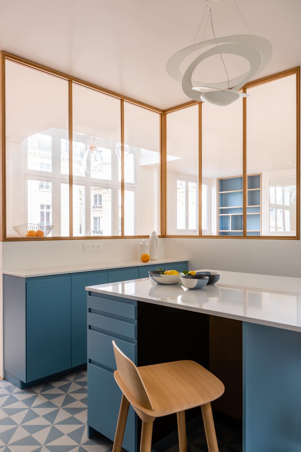 Cuisine bleue ilot central