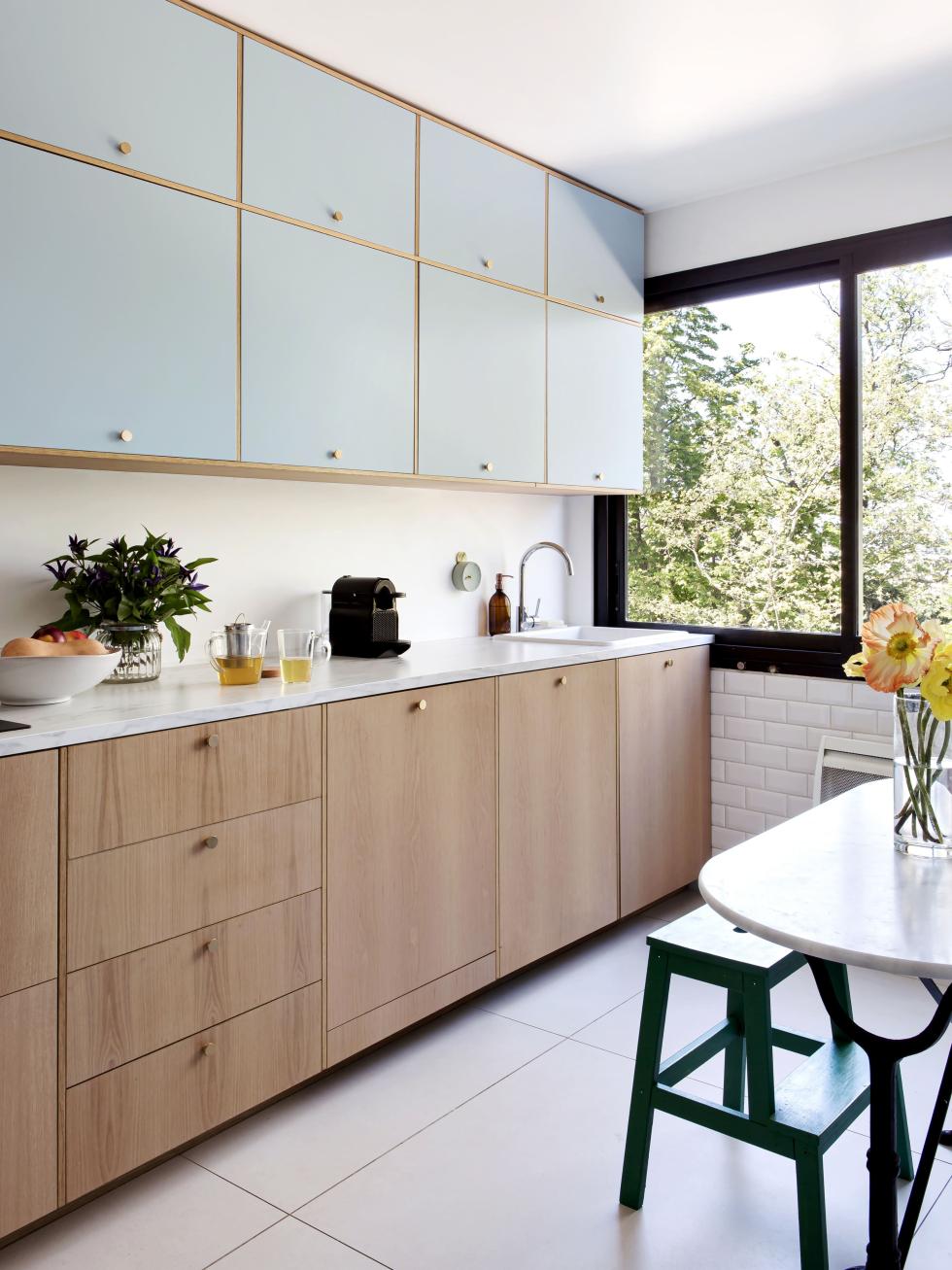 Cuisine bimatière Chêne naturel et bleu ciel