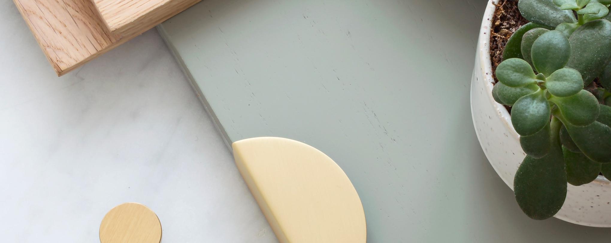 Moodboard: new colours and brass handles